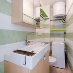 Guesthost - Il Remo Blu Apartamento *