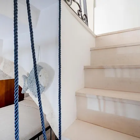 Guesthost - Il Remo Blu شقة