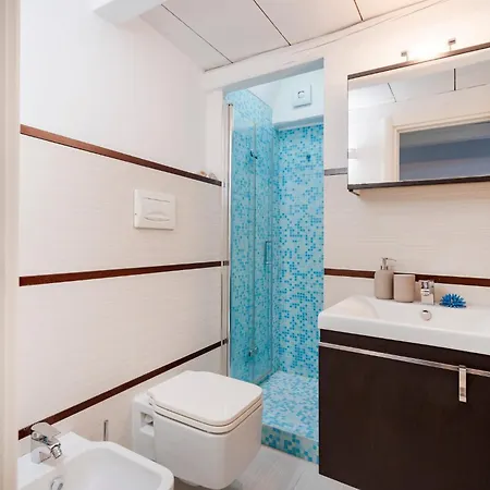 Guesthost - Il Remo Blu *